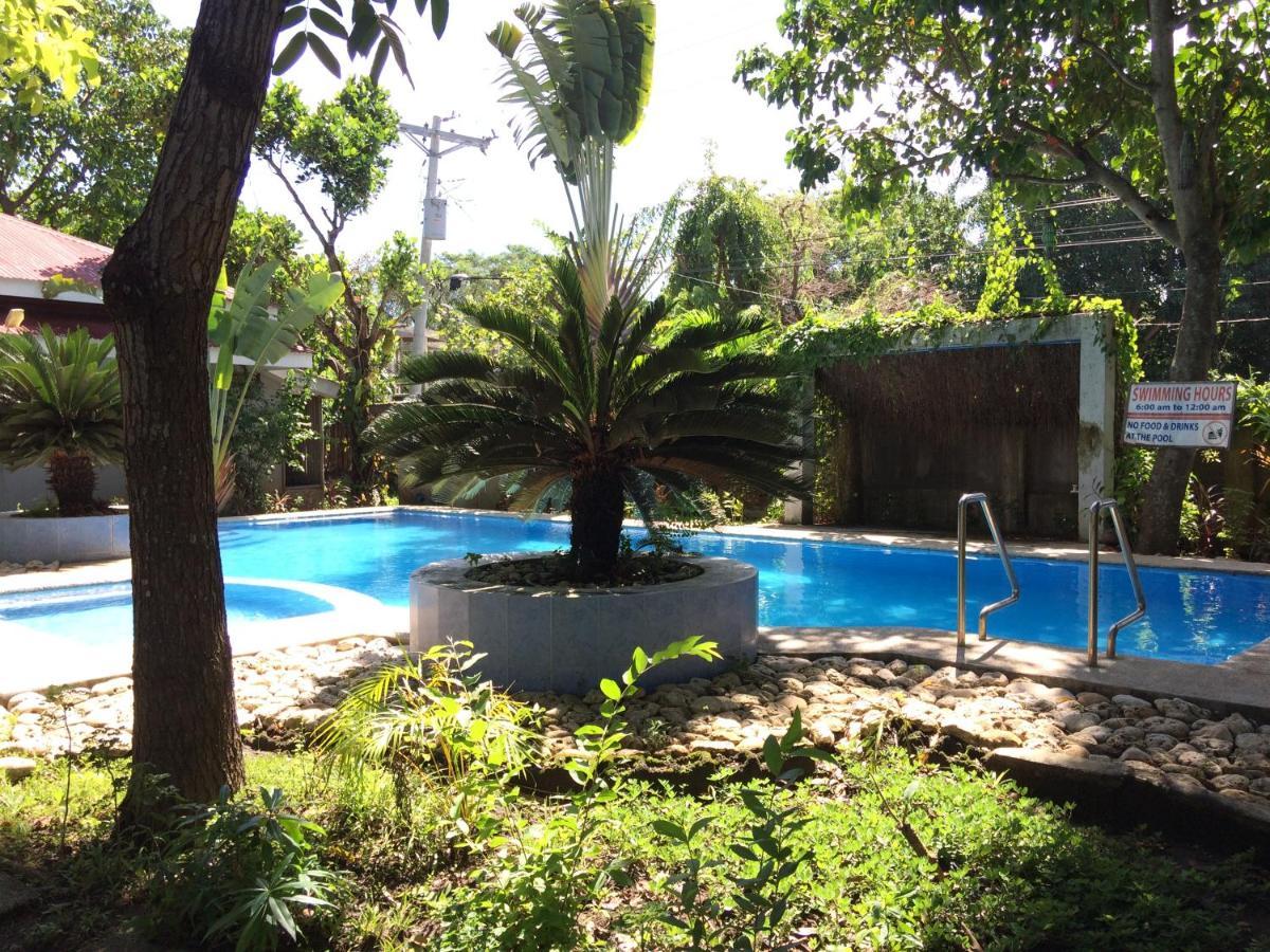 The Pelicans Resort Batangas Eksteriør billede