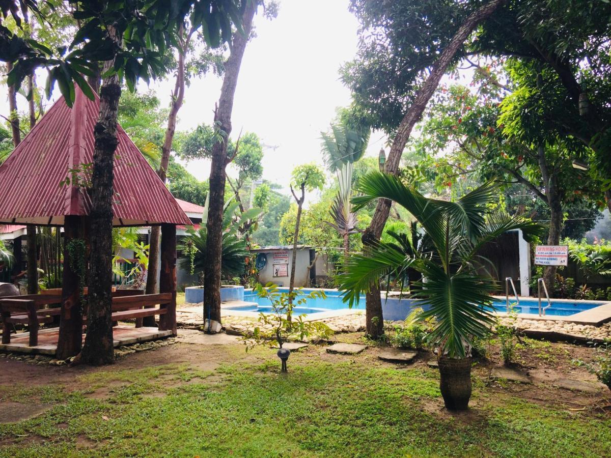 The Pelicans Resort Batangas Eksteriør billede